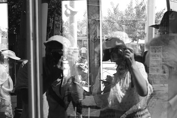www.victoriaclaytonwriter.com street photography https://www.victoriaclaytonwriter.com/wp-content/uploads/2020/12/www.victoriaclaytonwriter.com-street-photography.jpg